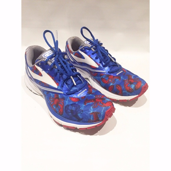 brooks lobster shoes